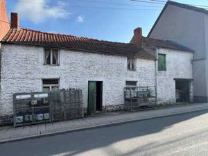 Maison d'habitation deux chambres avec jardin et garage