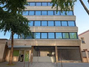 Location de bureaux de 12 m² à 206 m² à partir de 400 euros HT/mois