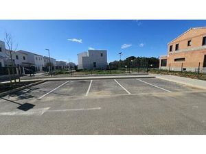 BEAU TERRAIN DE 304 m² à bâtir  surface plancher 160 m²