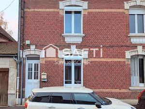 MAISON PROCHE CENTRE  DÉPENDANCE  JARDINET