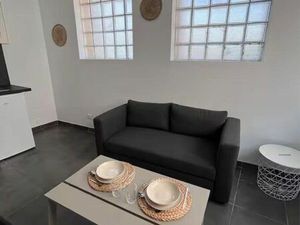 Appartement 2 pièces meublé dans résidence sécurisée avec Gardien