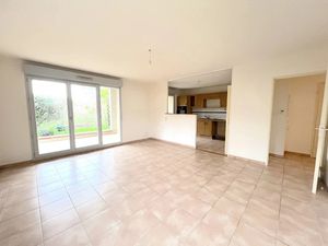 Location appartement 3 pièces 70 m² à Pompertuzat (31450)  890 €