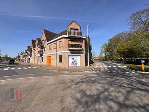 Uniek handelspand op strategische hoeklocatie