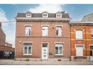 Grande maison de 7 chambres rénovée