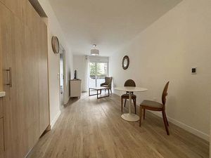 Location meublée appartement 2 pièces 36.5 m² à Nogent-sur-Marne (94130)  1 250 €