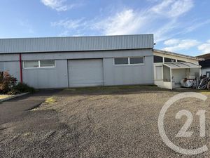 Location maison 2 pièces 250 m² à L'Isle-Jourdain (32600)  1 983 €