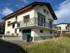 Divonne  au calme  villa individuelle de 164m2  découpée en 2 appartements ( un T2 et un T