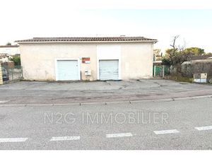 Location locaux professionnels 45 m² à Mougins (06250)  1 290 €