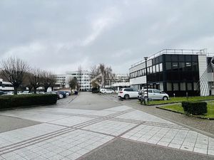 Location locaux professionnels 226 m² à Strasbourg (67000)  2 260 €