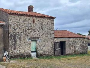 Vente Maison à La Chevrolière (44118) : à vendre / 369m² La Chevrolière