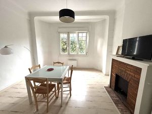 À VENDRE Appartement 3 pièces avec charme ancien  centre-v