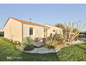 Maison plain pied Le Bernard 85560 - 3 chambres - jardin clos