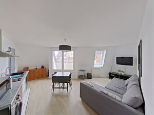 A LOUER STUDIO MEUBLE