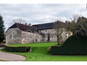 Grange de 150 m² à Cherveix-Cubas