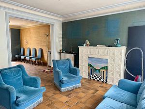 +++ UN HAVRE DE PAIX ARBORÉ À DEUX PAS DE LA MAIRIE DE VANVES +++