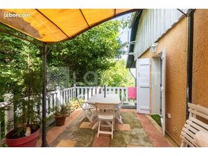 Maison 6 pièces 250 m²