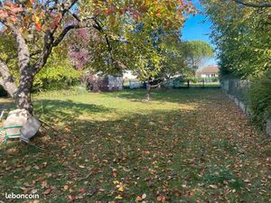 TERRAIN DE 673 m² dans le quartier de la Moinerei