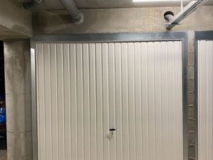 Garage fermé à louer hypercentre Andrézieux