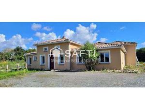 Vente Maison Piscine à Saint-Jean-du-Bois (72430) : à vendre Piscine / 188m² Saint-Jean-du