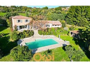 Maison Ollioules m² T-6 à vendre  1 190 000 €