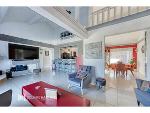 Maison Bassens 7 pièce(s) 167 m2