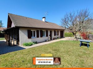 A St Etienne de Crossey  belle maison plain pied 5P 85 m2 sur terrain clos et arboré de 82