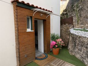 Appartement entièrement rénové dans une copropriété intimist