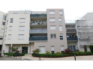 JARVILLE-LA-MALGRANGE : BEL APPARTEMENT T2 MODERNE AVEC TERR