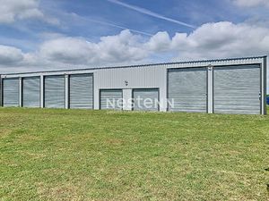 Parking / box La Bretonniere La Claye 30 m2