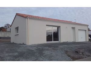 Maison récente de plain pied aux herbiers