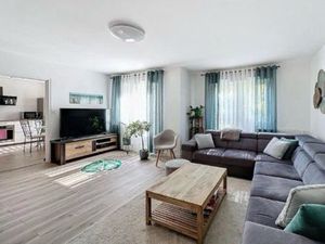 Appartement T4 95m2 RDC Résidence privée