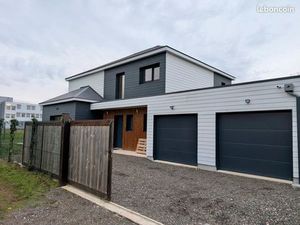 Maison 5 pièces avec jardin Changé