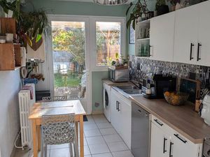 Maison mitoyenne avec jardin