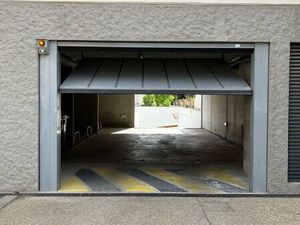 Location Garage/ BOX sécurisé fermé