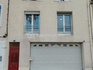 Maison de 180 m² à Nerac