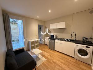 T1bis rénové avec cour privative - Bordeaux Jardin Public