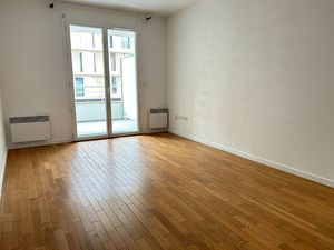 Location appartement 3 pièces  56.02m²  Bussy