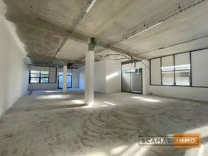 Locaux mixtes de 178m²
