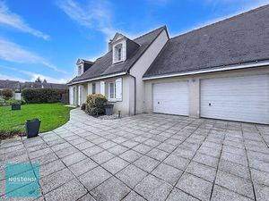 Amboise maison en parfait état  180m²  5 chambres.