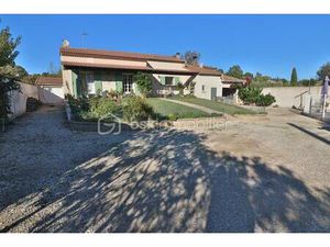 Villa 105m² habitable sur 1000m² de terrain  4 chambres  piscine  garage  atelier