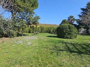 SUPER TERRAIN A CONSTRUIRE