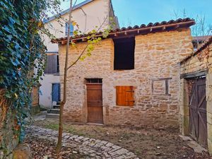 Vente maison 2 pièces 64 m² à Saint-Amour (39160)  29 000 €