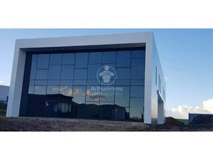 Espace Commercial à Louer à Saint-Jean-du-Cardonnay