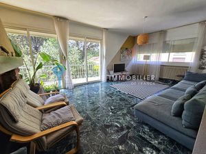 Villa 7pièce(s) 6chambre(s) 184 m² Saint-Hilaire-de-Brethmas (30560)