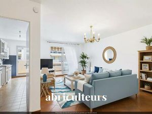 Clarté exceptionnelle - Appartement 3 Pièces - 68m² - Menton