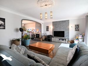 Vente maison 5 pièces 127 m² à La Rochefoucauld (16110)  160 000 €