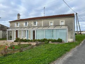 Vente maison 5 pièces 116 m² à Saint-Thomas-de-Conac (17150)  138 500 €