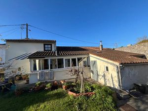 Vente maison 4 pièces 80 m² à Pont-l'abbe-d'arnoult (17250)  143 640 €