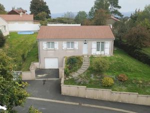 Vente maison 4 pièces 86 m² à Saint-Mamet-la-Salvetat (15220)  208 260 €