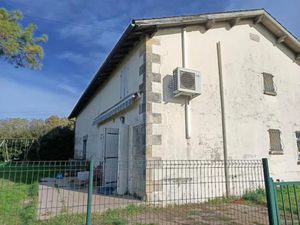 Vente maison 5 pièces 109 m² à Montagne (33570)  189 000 €